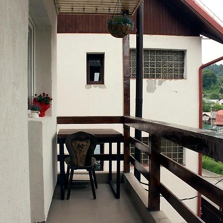 Apartament Mountain Life Buşteni Buitenkant foto