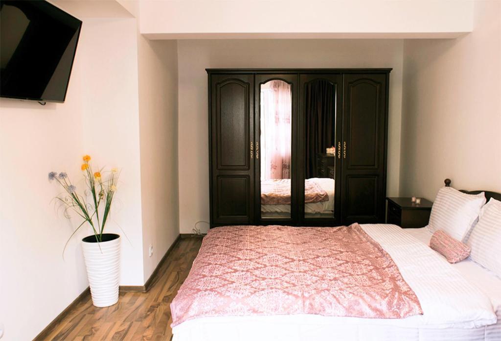 Apartament Mountain Life Buşteni Buitenkant foto